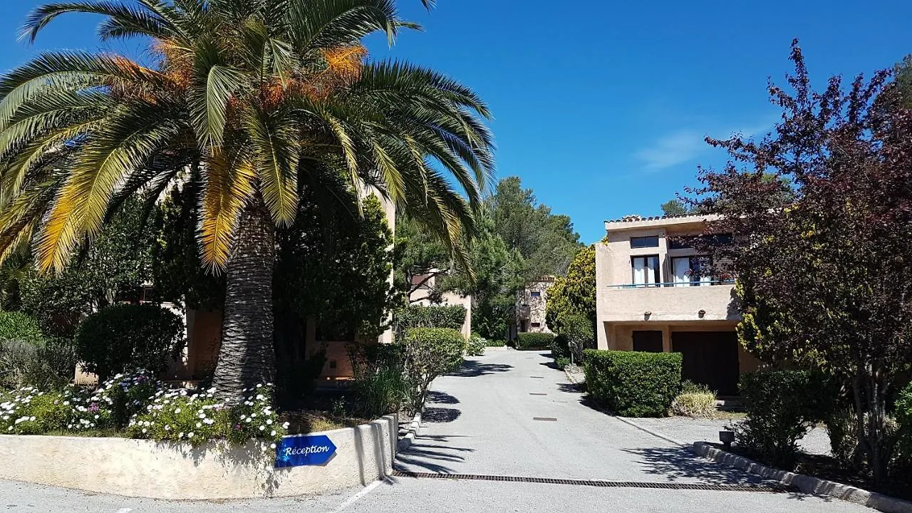 Appartement 5 couchages jardins d'azur Saint-Raphaël France